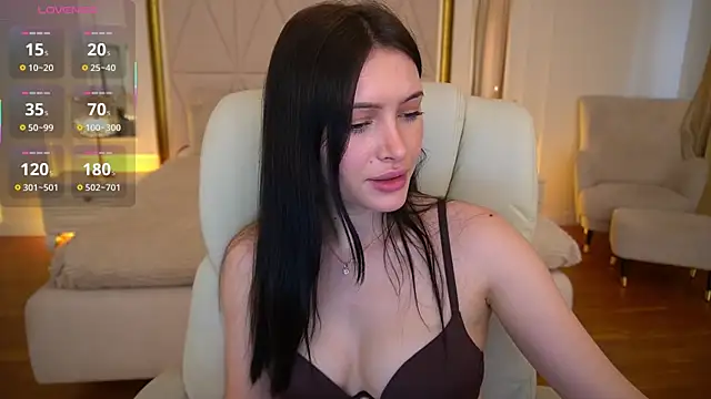 MilaSecrett online show from 04.20.26