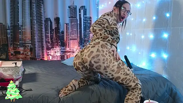 DashaHart online show from 12.13.25