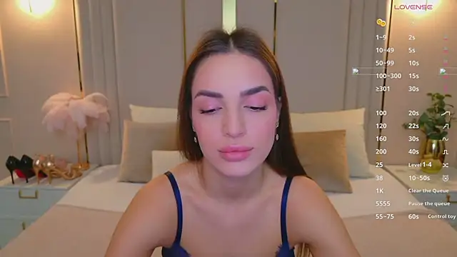 BellaHalles online show from 01.06.26