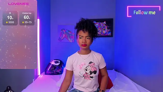 EmmaSmith06 online show from 12.15.24