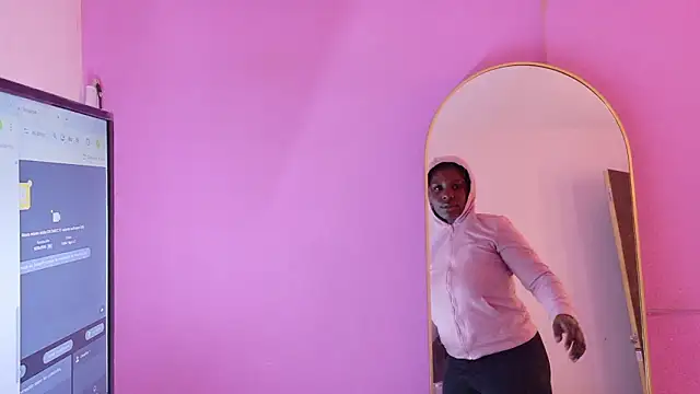 LoveQueen2 online show from 03.04.26