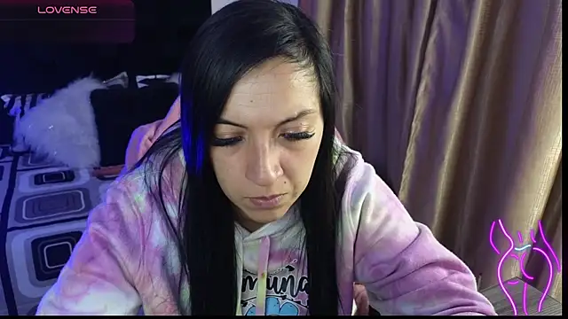 Snapshot of Majuu__ chatting on 02.10.26 Majuu online show from 02.10.26