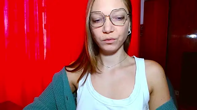 EmillyPlay online show from 02.02.26