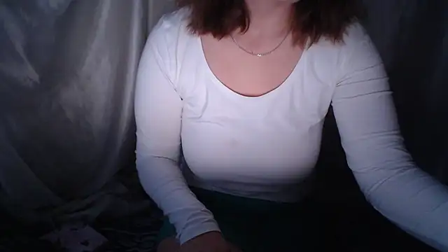 Burberrry  online show from 11.10.25