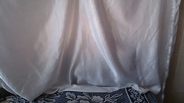 Burberrry  online show from 05.15.26