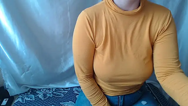 Burberrry  online show from 05.21.26