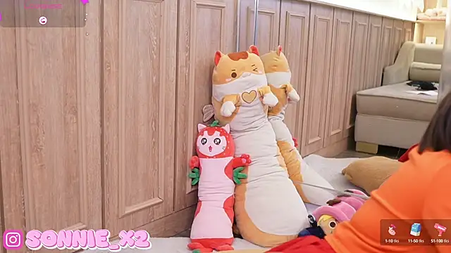 Snapshot of Sonnie_ chatting on 12.27.24 Sonnie online show from 12.27.24