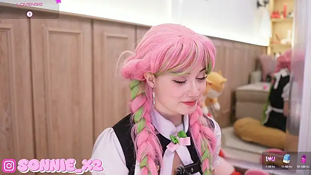 Snapshot of Sonnie_ chatting on 02.11.25 Sonnie online show from 02.11.25