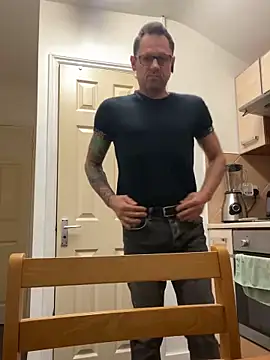 Snapshot of Yourhotboy_42 chatting on 02.06.25 Yourhotboy 42 online show from 02.06.25