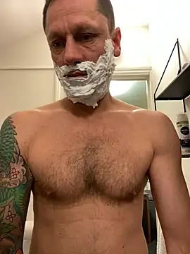 Snapshot of Yourhotboy_42 chatting on 02.25.25 Yourhotboy 42 online show from 02.25.25