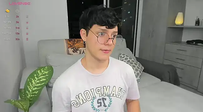 Alexxblue online show from 12.22.24