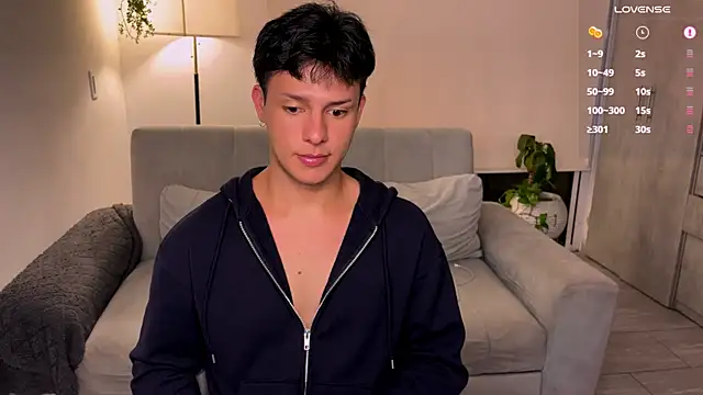 Alexxblue online show from 12.04.25