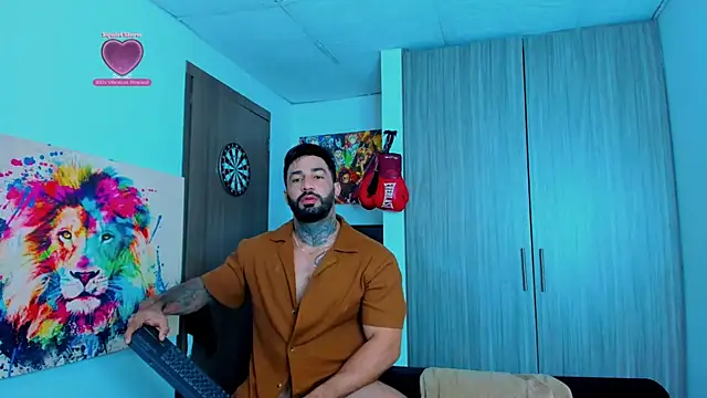 naugthy dominant online show from 10.28.25