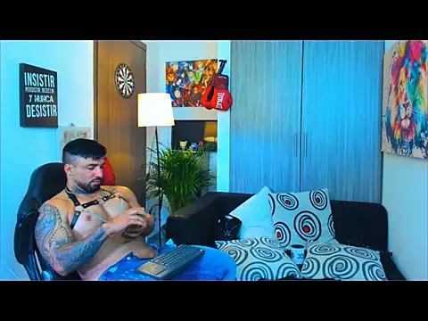 naugthy dominant online show from 11.22.25