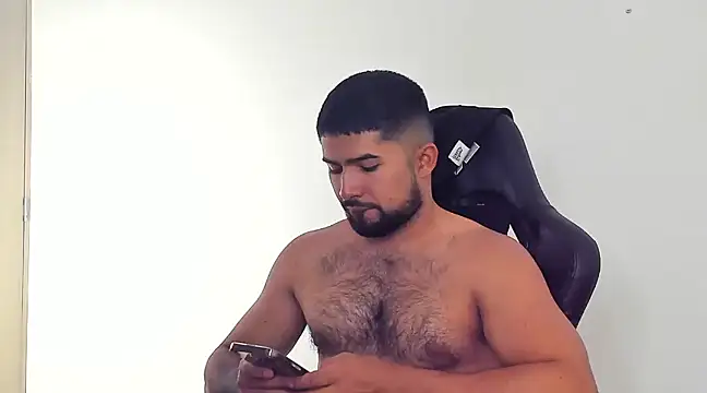 ethaanjones online show from 12.12.24