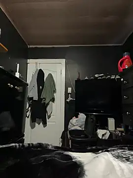 ElPollo77 online show from 12.18.24