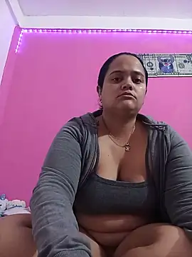 brunnette hot online show from 06.02.26