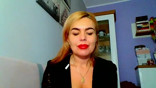 DESIREjenny online show from 12.09.24