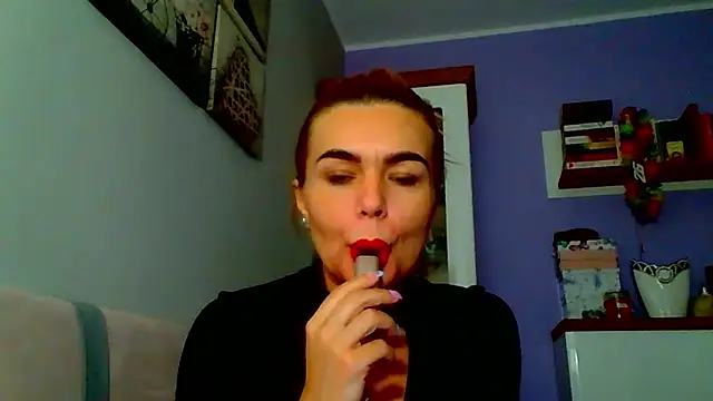 DESIREjenny online show from 12.10.24