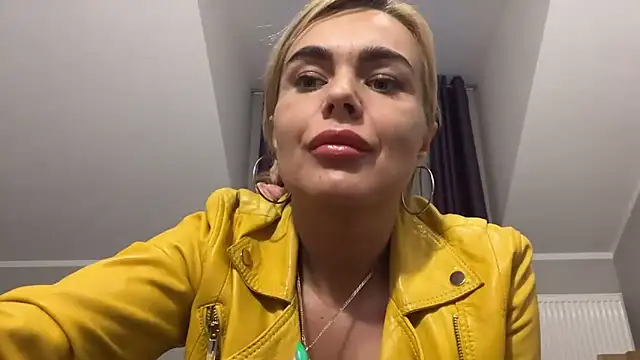 DESIREjenny online show from 01.24.25