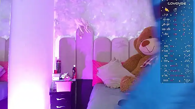 puca ebony online show from 11.26.25