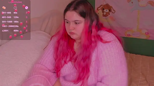 Freakcute  online show from 03.05.25