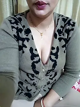 Priya Boudi online show from 12.26.24