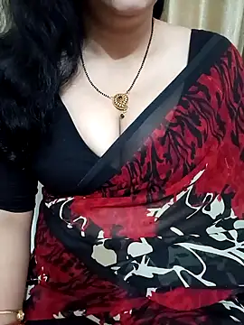 Priya Boudi online show from 01.13.25