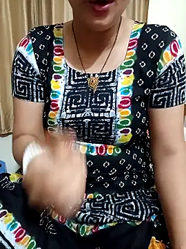 Priya Boudi online show from 01.23.25