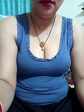 Priya Boudi online show from 03.21.25