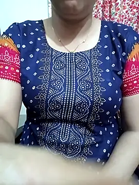 Priya Boudi online show from 10.16.25