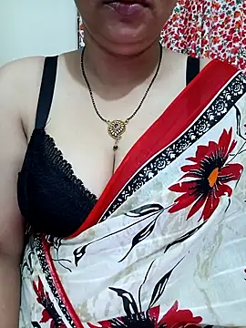 Priya Boudi online show from 10.29.25