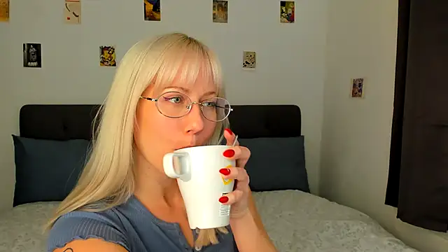 Ad Astrid online show from 02.15.26