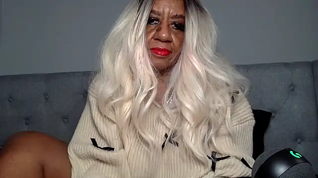 BreanaDivine online show from 12.21.24