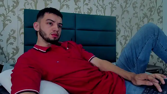 Michael magno online show from 12.17.24