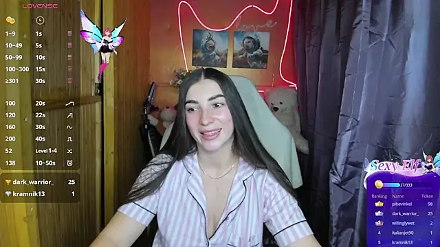 Fiery Brunette  online show from 01.05.25