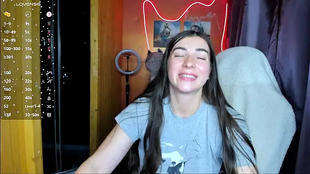 Fiery Brunette  online show from 09.13.25