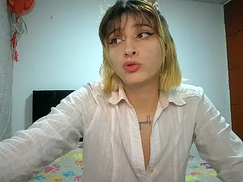Mia foster1 online show from 05.26.26