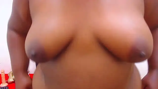 JUICYASSxxx online show from 03.18.25
