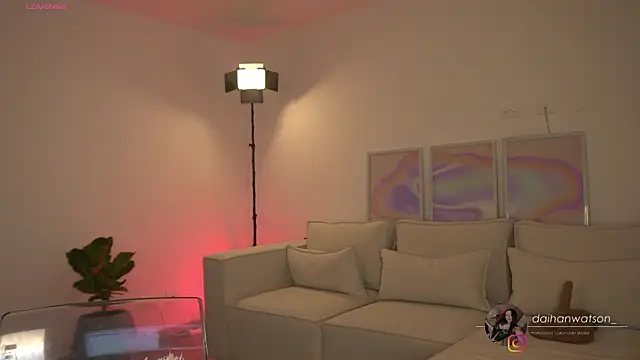 Daihanwatson  online show from 03.16.25