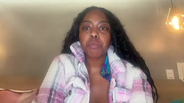 Snapshot of ChocolateCakeQueen chatting on 03.26.26 ChocolateCakeQueen online show from 03.26.26