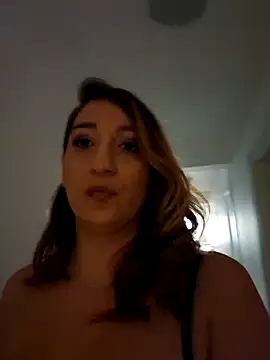 Snapshot of IreneHope chatting on 03.11.25 IreneHope online show from 03.11.25