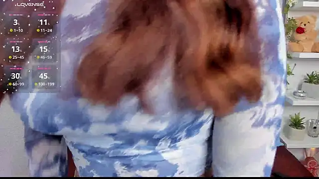 HazzelGray online show from 02.12.25