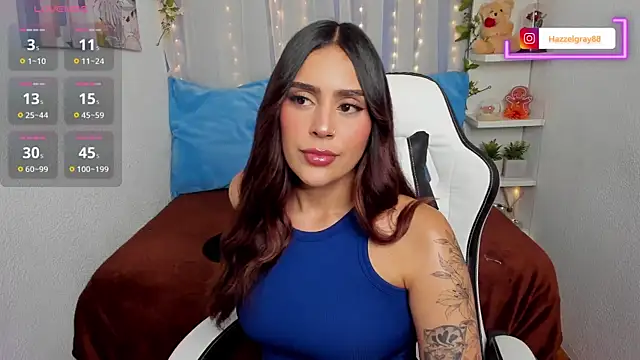 HazzelGray online show from 10.10.25