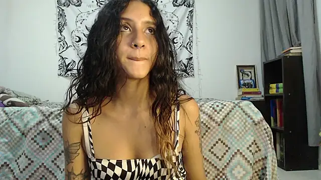 AlinaWoolf  online show from 12.11.24