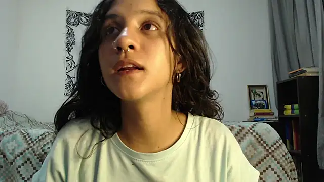 AlinaWoolf  online show from 12.19.24