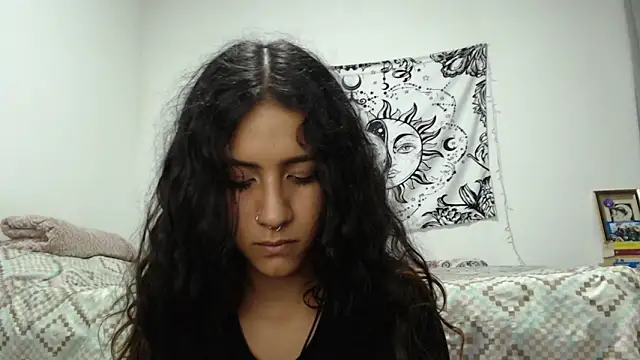 AlinaWoolf  online show from 12.25.24