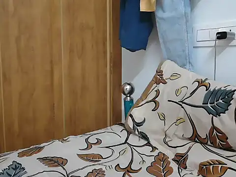 Snapshot of Tamil_Boy28 chatting on 02.03.25 Tamil Boy28 online show from 02.03.25