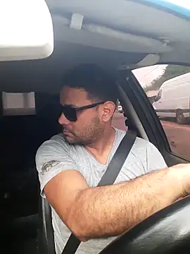 hecwil8 online show from 10.11.25