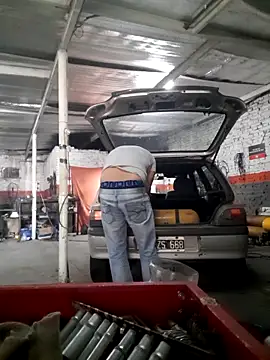 hecwil8 online show from 11.08.25